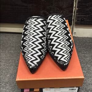 NWT Missoni Black and White Zigzag Women's Loafer Shoes Size 38 US 8